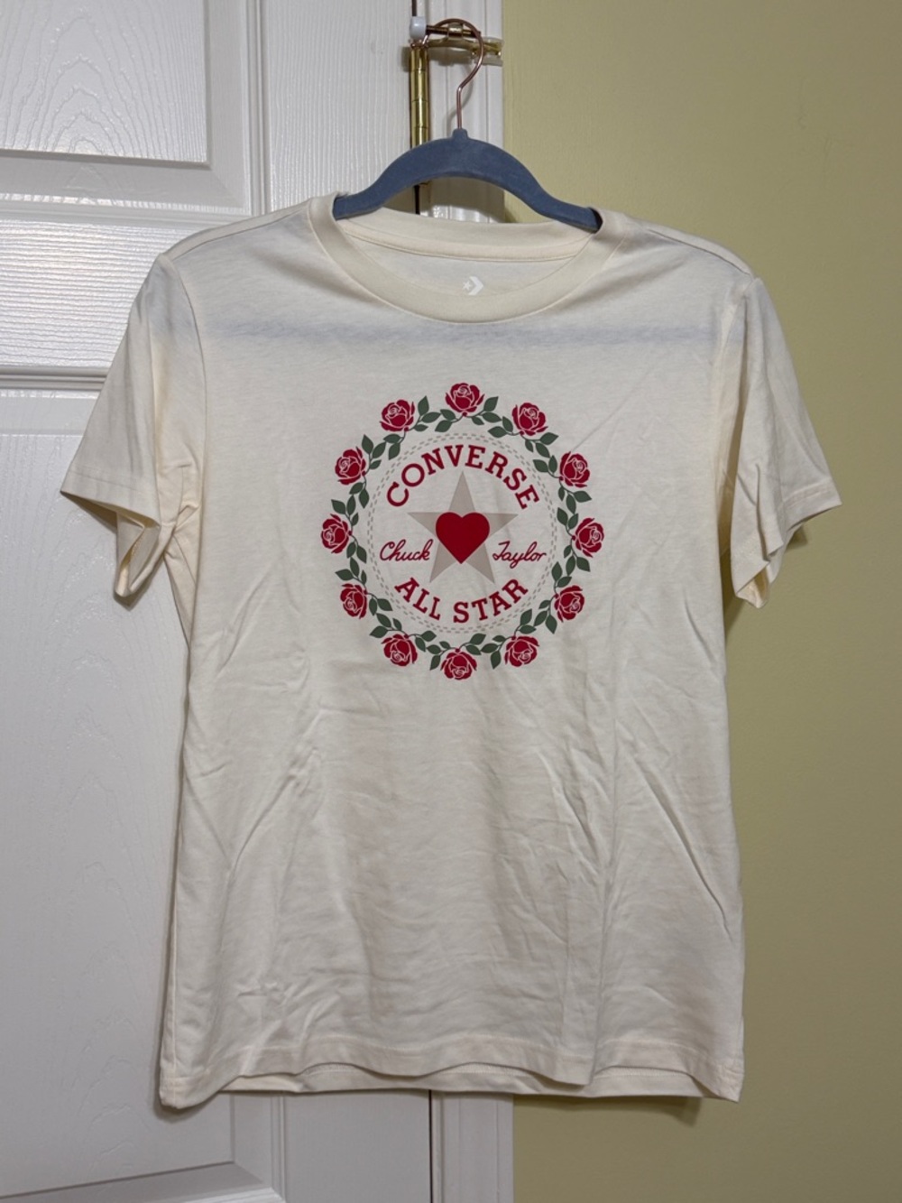 Converse Cream Tee with Red Rose Wreath Graphic NWOT